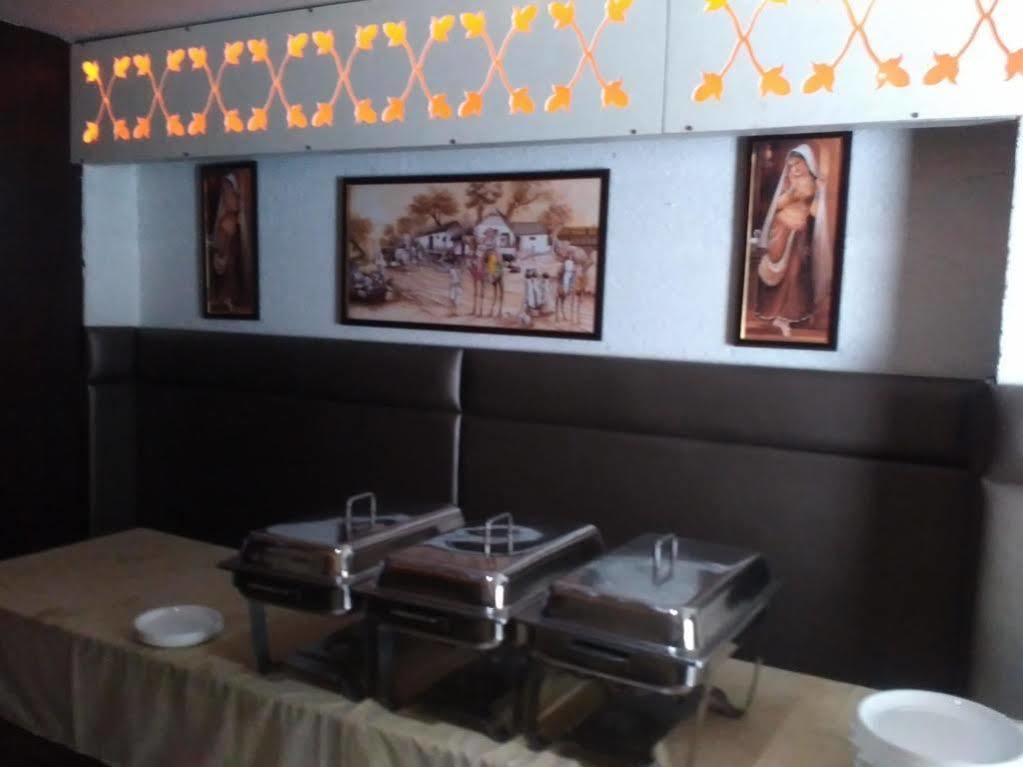 Fabhotel Keerthi'S Anupama - Nr Indira Gandhi Stadium Vijayawāda Extérieur photo